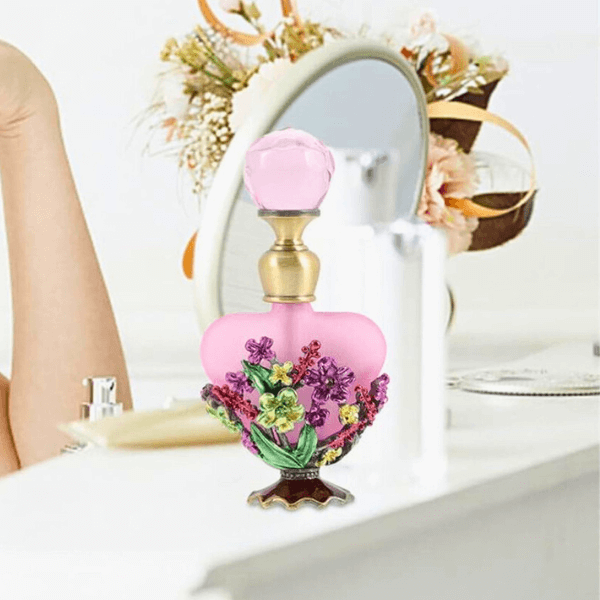Retro Vintage Bloom – Perfume & Oil Bottle | Dubai-Inspired Design